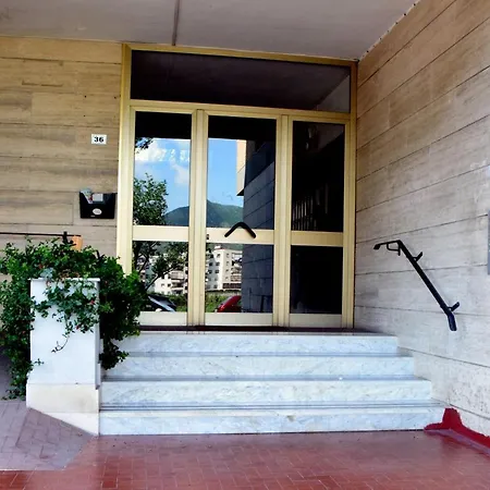 Royal Palace Of Napoli & Reggia Di Bed & Breakfast Caserta