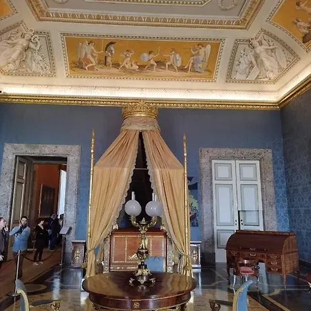فندق مبيت وإفطار Royal Palace Of Napoli & Reggia Di *