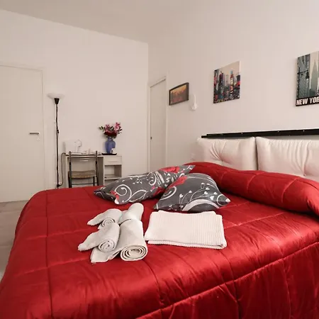 Bed & Breakfast Royal Palace Of Napoli & Reggia Di