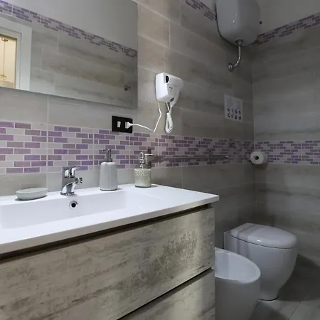 Royal Palace Of Napoli & Reggia Di Bed & Breakfast Caserta