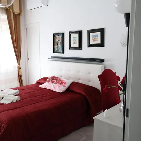 فندق مبيت وإفطار Royal Palace Of Napoli & Reggia Di