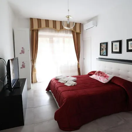 Bed & Breakfast Royal Palace Of Napoli & Reggia Di *